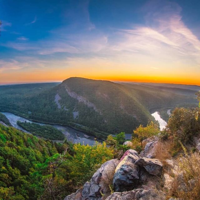 Scenic_Sunset_DWG_1_Low_Res_PoconoMtns_b5efeca0-869d-43a7-9949-c1a309676480